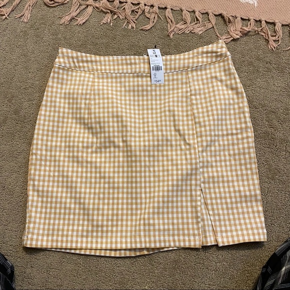 Garage as if skirt yellow gingham - Picture 3 of 4